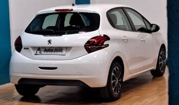 
										PEUGEOT 208 1.2 ACTIVE completo									