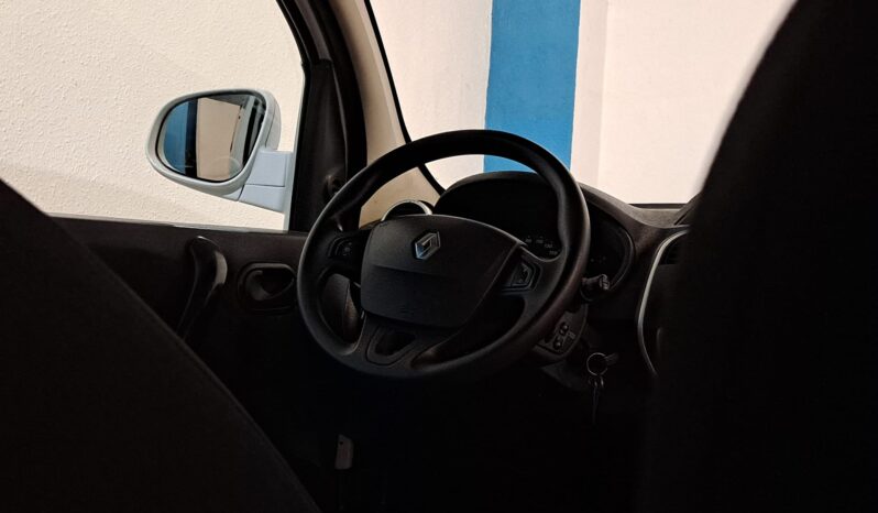 
								RENAULT KANGOO 1.5 DCI ENERGY completo									