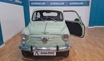 
										SEAT 600 D completo									