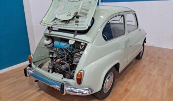 
										SEAT 600 D completo									