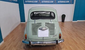 
										SEAT 600 D completo									