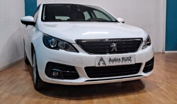 
										PEUGEOT 308 1.2 ACTIVE completo									