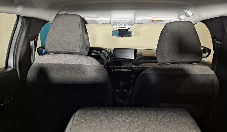 
								PEUGEOT 208 1.2 ACTIVE completo									