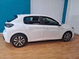 
										PEUGEOT 208 1.2 ACTIVE completo									