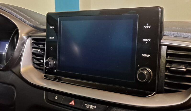 
								KIA CEED 1.0 T-GDI DRIVE completo									