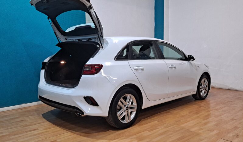 
								KIA CEED 1.0 T-GDI DRIVE completo									