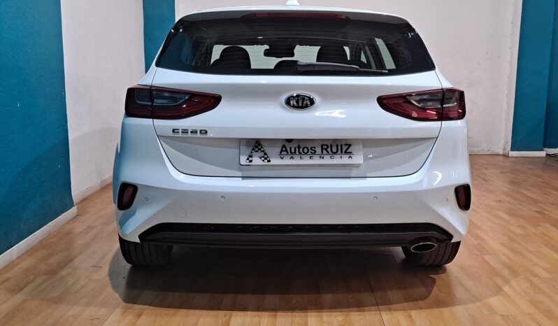 
								KIA CEED 1.0 T-GDI DRIVE completo									