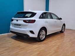 
										KIA CEED 1.0 T-GDI DRIVE completo									