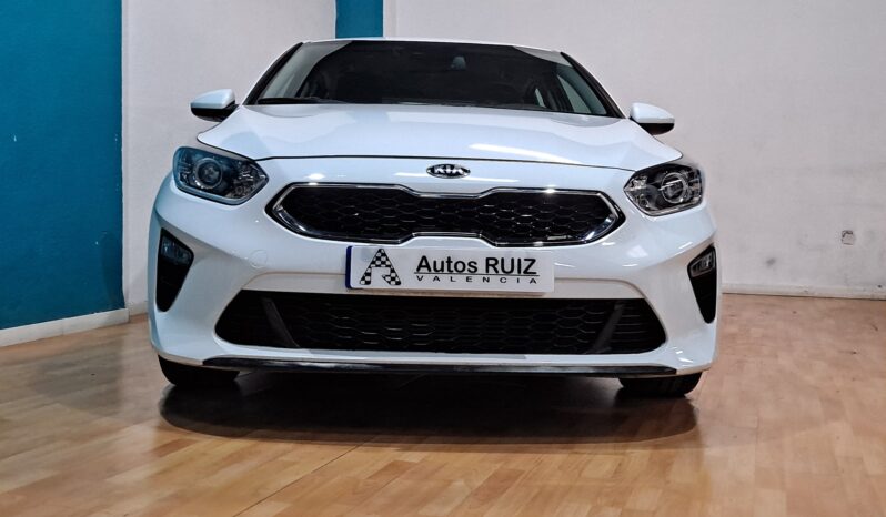 
								KIA CEED 1.0 T-GDI DRIVE completo									