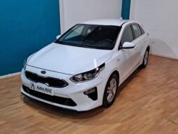 
										KIA CEED 1.0 T-GDI DRIVE completo									