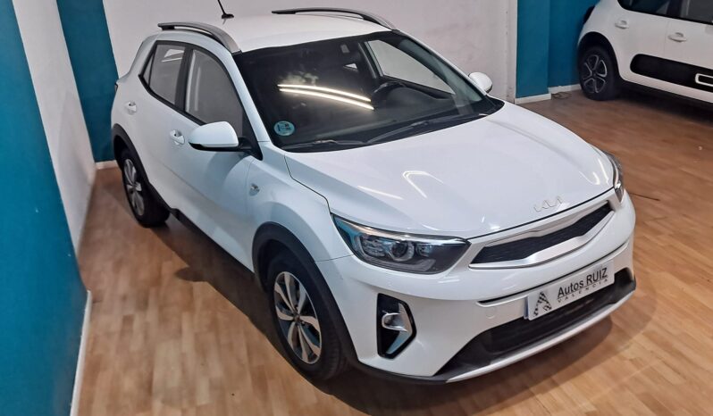 
								KIA STONIC 1.2 DPI CONCEPT completo									