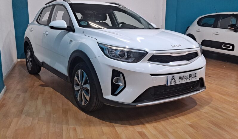 
								KIA STONIC 1.2 DPI CONCEPT completo									