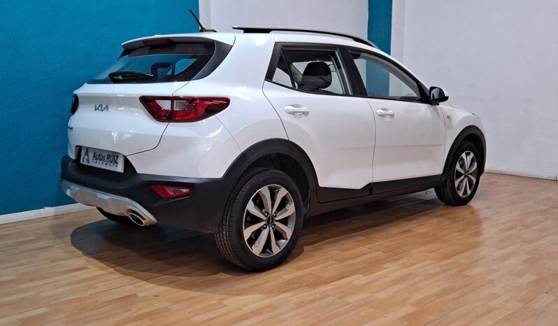 
								KIA STONIC 1.2 DPI CONCEPT completo									
