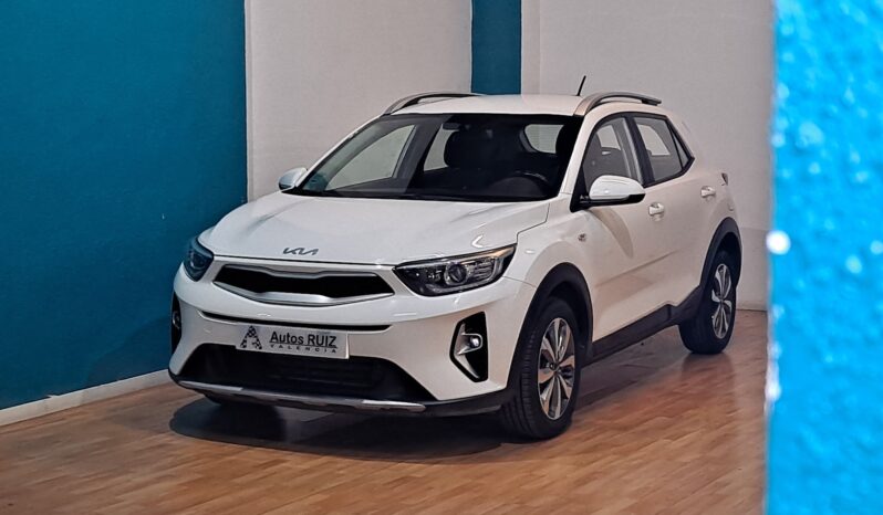 
								KIA STONIC 1.2 DPI CONCEPT completo									