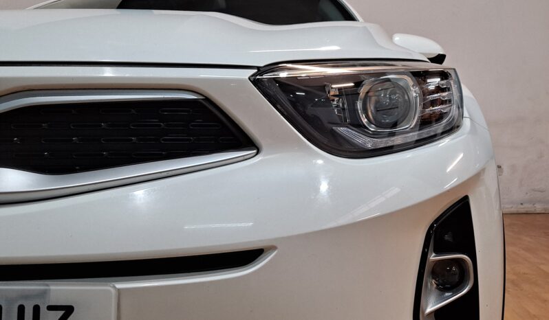 
								KIA STONIC 1.2 DPI CONCEPT completo									