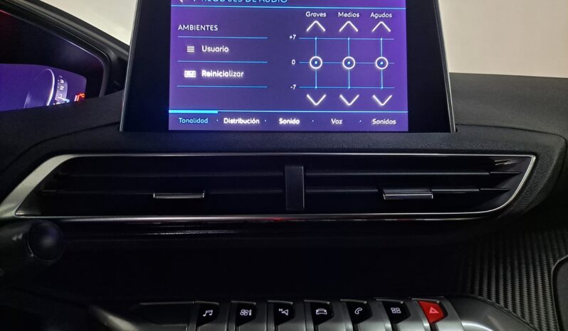 
								PEUGEOT 3008 1.5 ACTIVE PACK completo									