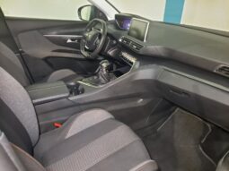 
										PEUGEOT 3008 1.5 ACTIVE PACK completo									