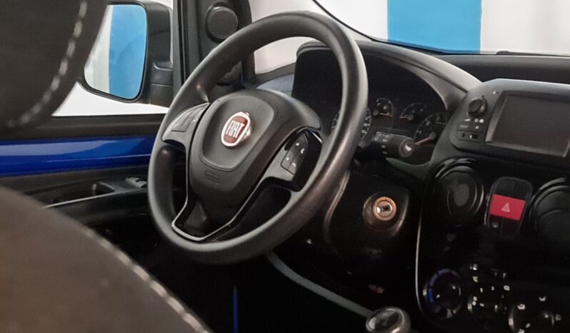 
								FIAT QUBO 1.4 LOUNGE completo									