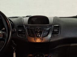 
										FORD FIESTA 1.2 TREND completo									