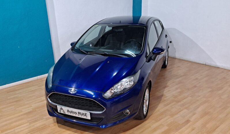 
								FORD FIESTA 1.2 TREND completo									