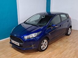 
										FORD FIESTA 1.2 TREND completo									
