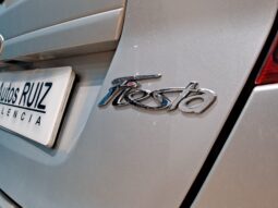 
										FORD FIESTA 1.2 TREND completo									