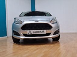 
										FORD FIESTA 1.2 TREND completo									
