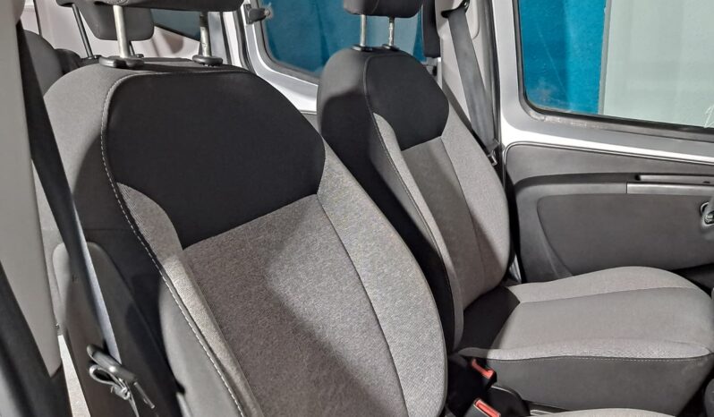 
								FIAT QUBO 1.4 LOUNGE completo									