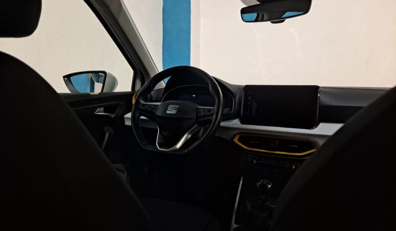 
								SEAT ARONA 1.0 TSI STYLE PLUS completo									