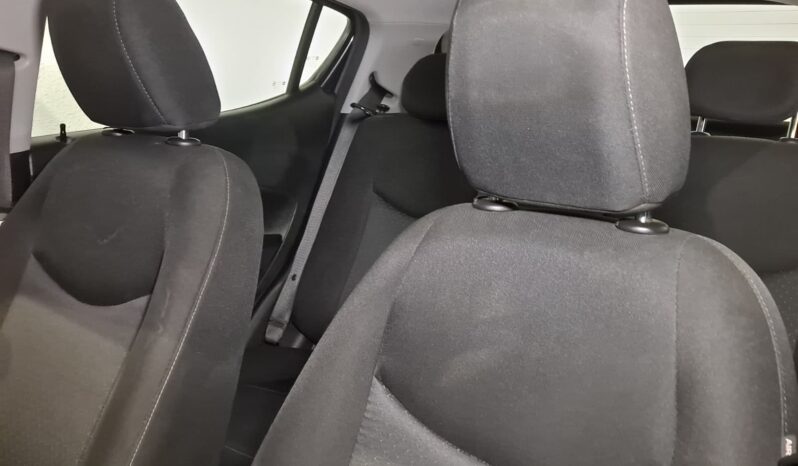 
								OPEL KARL 1.0 ROCKS completo									