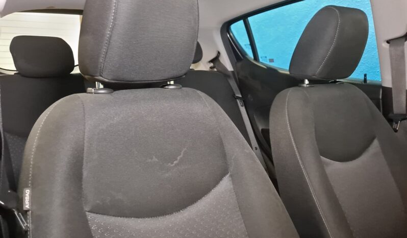 
								OPEL KARL 1.0 ROCKS completo									