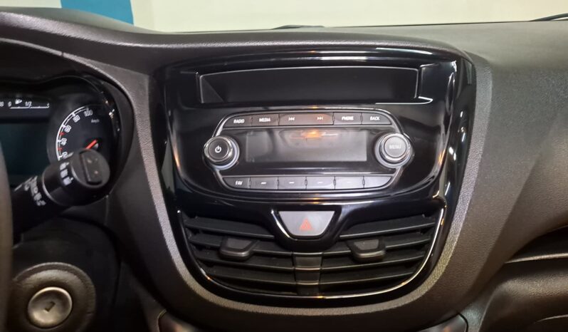 
								OPEL KARL 1.0 ROCKS completo									