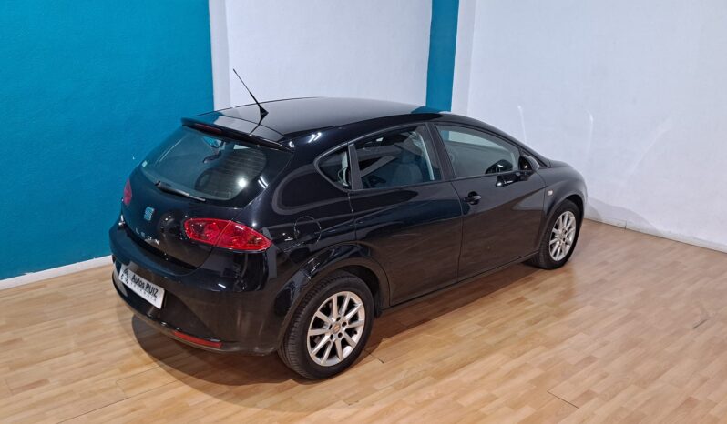 
								SEAT LEON 1.6 TDI completo									