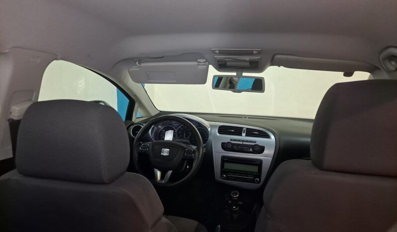 
								SEAT LEON 1.6 TDI completo									