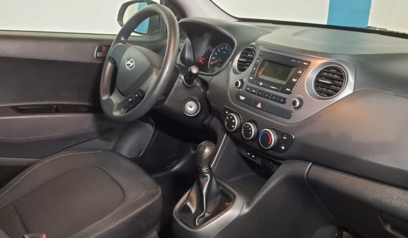 
								HYUNDAI I10 1.0 GO completo									