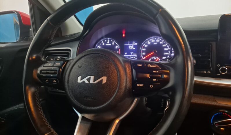 
								KIA STONIC 1.2 DPI CONCEPT completo									