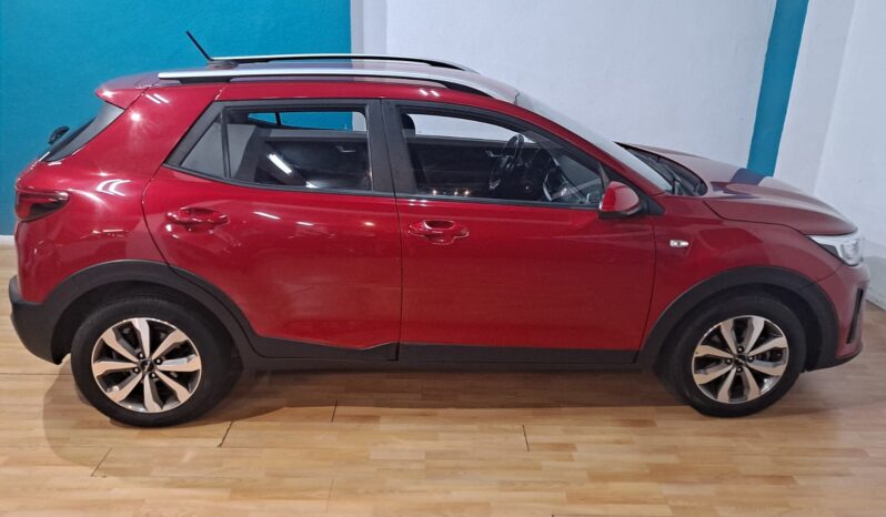 
								KIA STONIC 1.2 DPI CONCEPT completo									