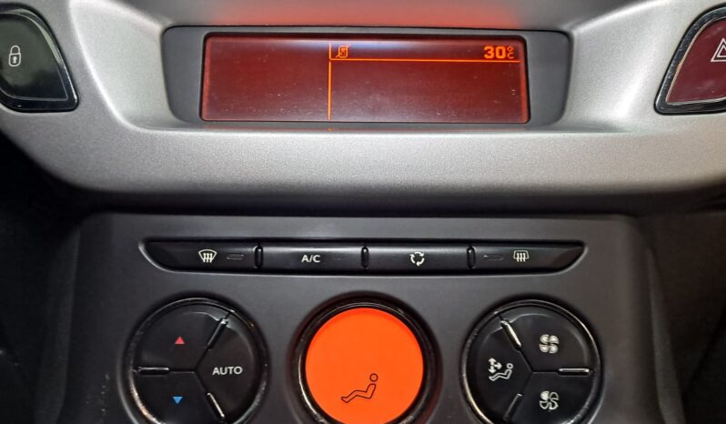 
								CITROEN C3 1.4 141 SX completo									