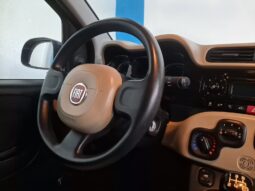 
										FIAT PANDA 1.2 LOUNGE completo									