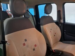 
										FIAT PANDA 1.2 LOUNGE completo									