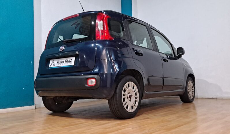 
								FIAT PANDA 1.2 LOUNGE completo									