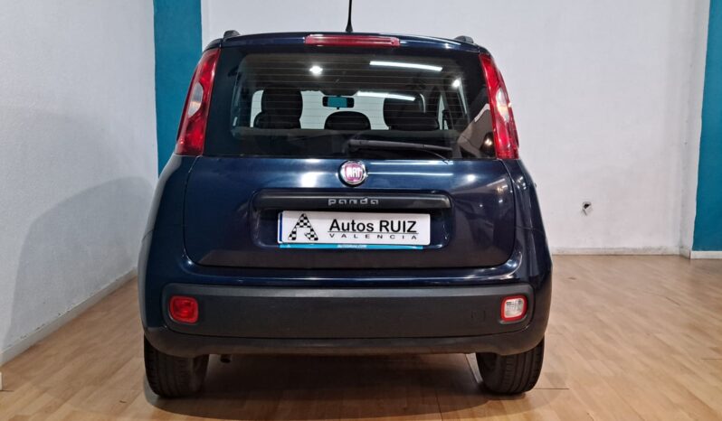 
								FIAT PANDA 1.2 LOUNGE completo									