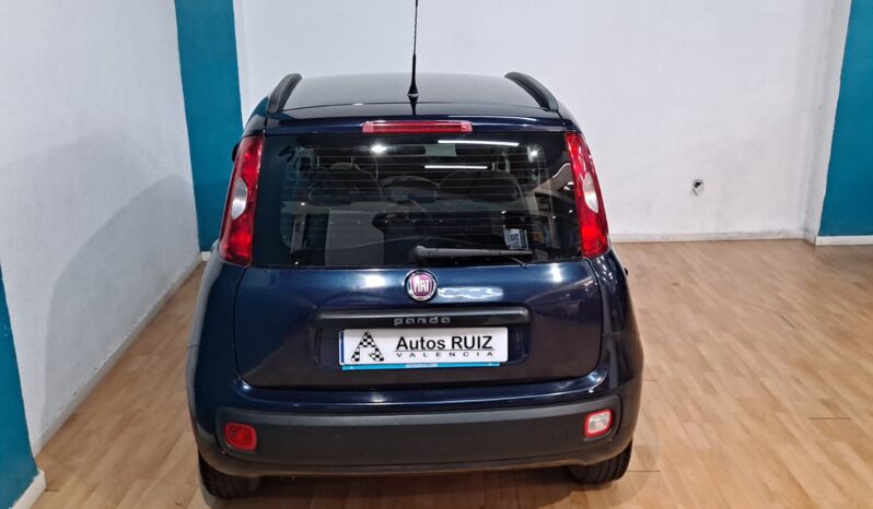 
								FIAT PANDA 1.2 LOUNGE completo									