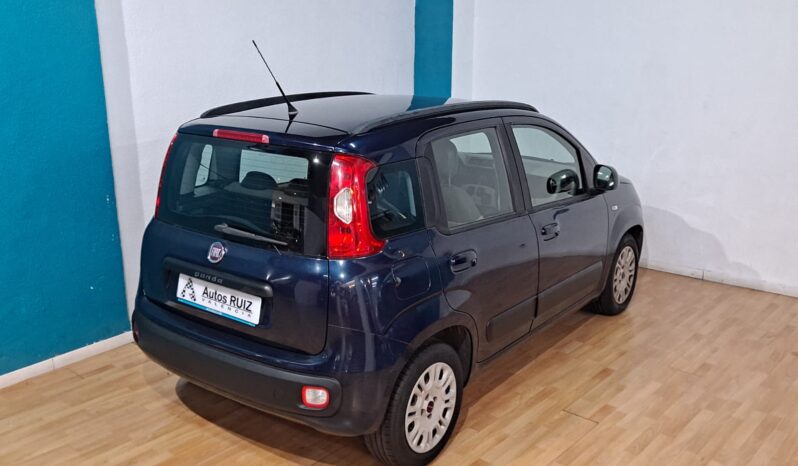 
								FIAT PANDA 1.2 LOUNGE completo									