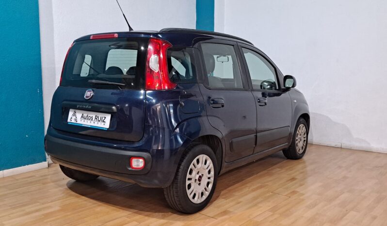 
								FIAT PANDA 1.2 LOUNGE completo									