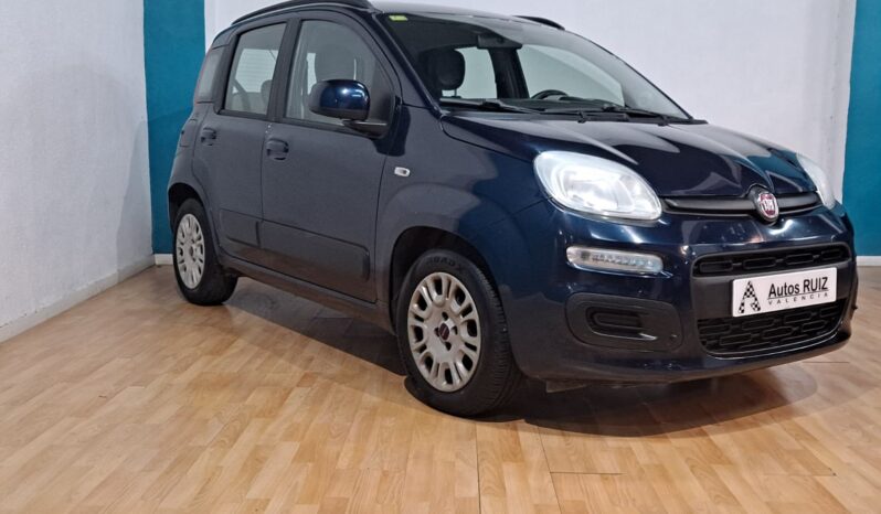 
								FIAT PANDA 1.2 LOUNGE completo									