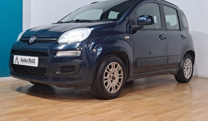 
								FIAT PANDA 1.2 LOUNGE completo									