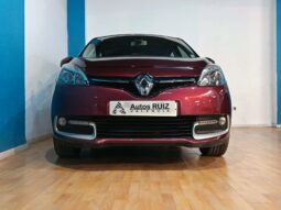 
										RENAULT MEGANE 1.2 SCENIC completo									
