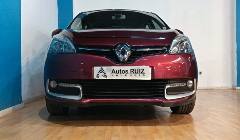 
								RENAULT MEGANE 1.2 SCENIC completo									