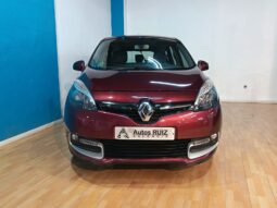 
										RENAULT MEGANE 1.2 SCENIC completo									